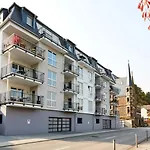 Rosaliya *